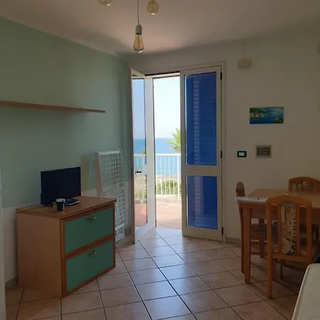 Residence Frontemare 1-2-4 Piano Terra E Primo Piano