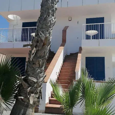 Residence Frontemare 1-2-4 Piano Terra E Primo Piano Torre San Giovanni Ugento